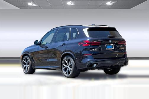Carbon Black Metallic 2026 BMW X5 PHEV xDrive50e