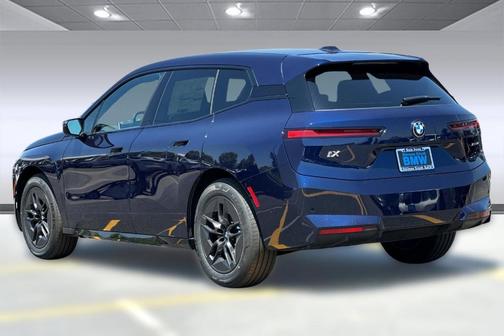 2026 BMW iX xDrive45