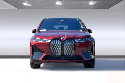 Aventurin Red Metallic 2023 BMW iX xDrive50