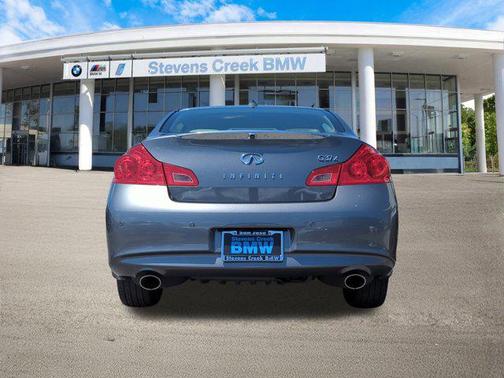 2011 INFINITI G37x Base