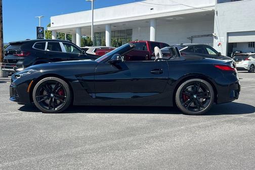 Black Sapphire Metallic 2026 BMW Z4 sDrive30i