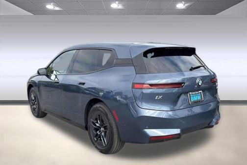 2026 BMW iX xDrive60