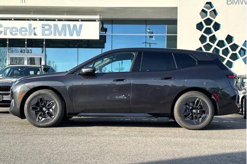 2026 BMW iX xDrive45