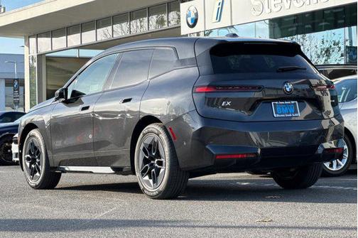 2026 BMW iX xDrive45