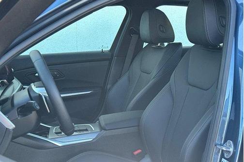 2025 BMW 330 330i Sedan