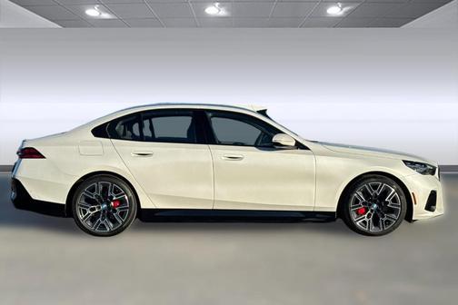 2025 BMW i5 xDrive40