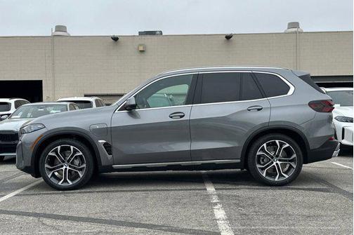 2026 BMW X5 PHEV xDrive50e