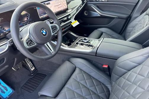 Mineral White Metallic 2026 BMW X5 M60i
