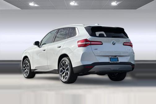 Mineral White Metallic 2026 BMW X3 30 xDrive