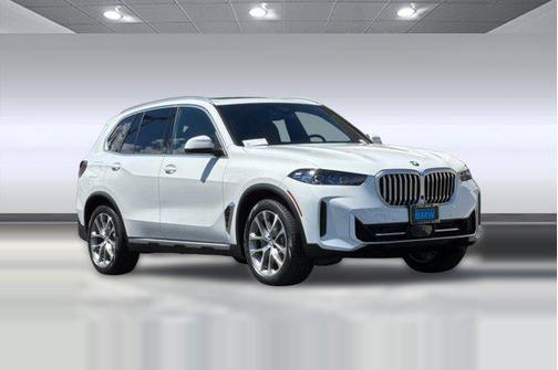 Alpine White 2026 BMW X5 PHEV xDrive50e