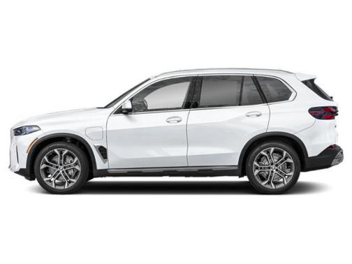 Alpine White 2026 BMW X5 PHEV xDrive50e