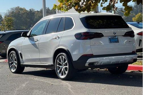 2025 BMW X5 xDrive40i