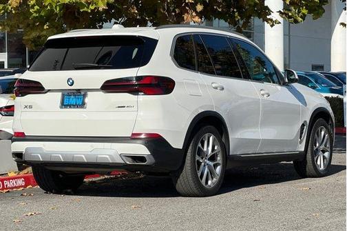 2025 BMW X5 xDrive40i