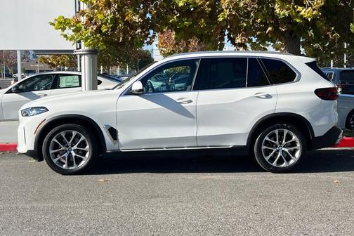 2025 BMW X5 xDrive40i