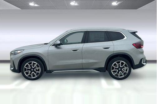 Space Silver Metallic 2026 BMW X1 xDrive28i