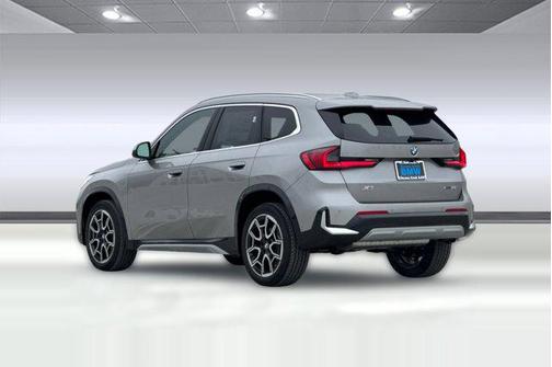 Space Silver Metallic 2026 BMW X1 xDrive28i