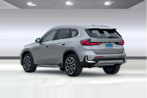 Space Silver Metallic 2026 BMW X1 xDrive28i