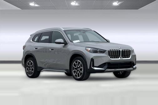 Space Silver Metallic 2026 BMW X1 xDrive28i
