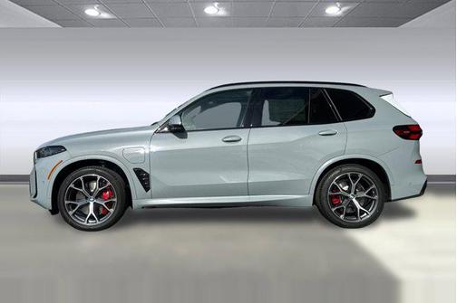 Brooklyn Grey Metallic 2026 BMW X5 PHEV xDrive50e