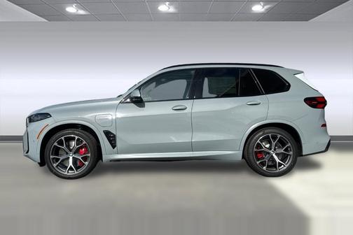 Brooklyn Grey Metallic 2026 BMW X5 PHEV xDrive50e