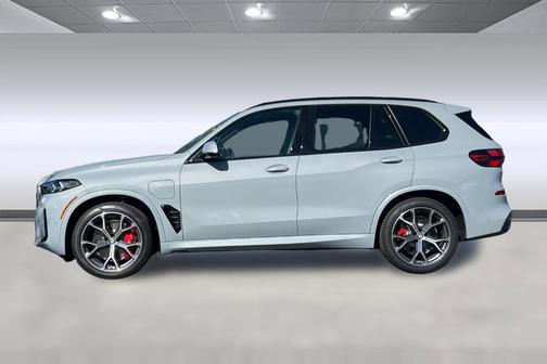 Brooklyn Grey Metallic 2026 BMW X5 PHEV xDrive50e