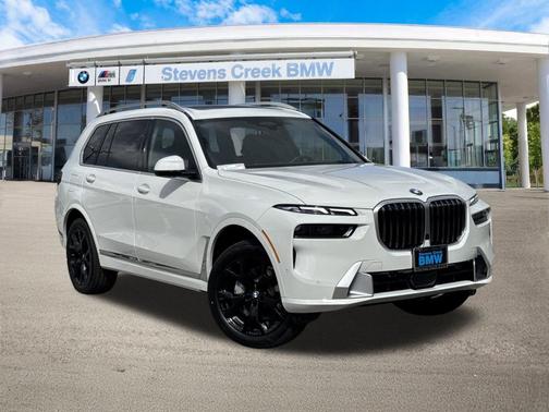 2025 BMW X7 xDrive40i