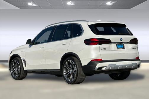 2026 BMW X5 PHEV xDrive50e