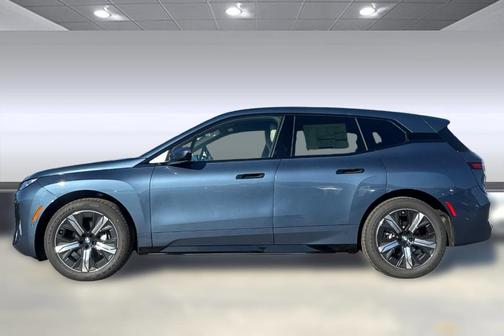 2026 BMW iX xDrive60