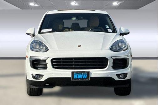 2016 Porsche Cayenne Cayenne
