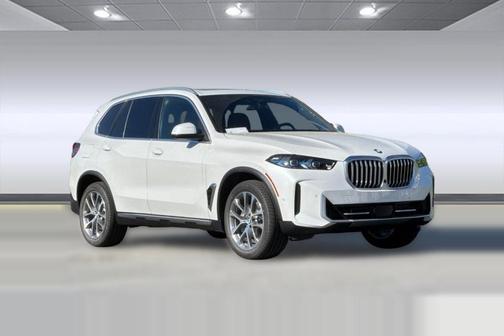 Mineral White Metallic 2026 BMW X5 xDrive40i