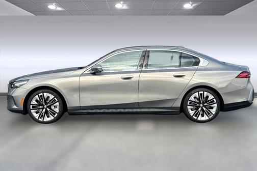 2026 BMW i5 eDrive40