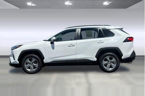 White 2022 Toyota RAV4 XLE
