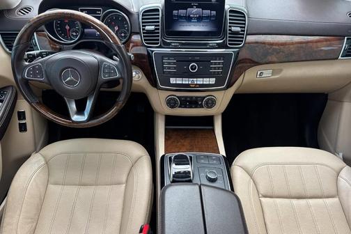 2019 Mercedes-Benz GLS 450 4MATIC