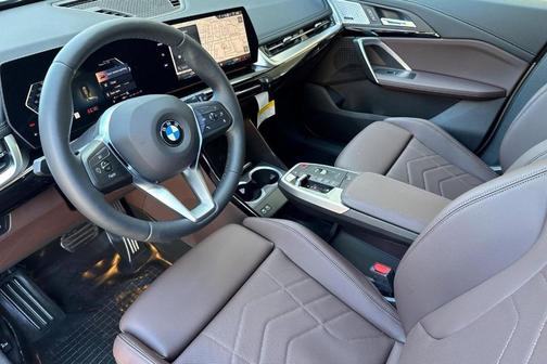 Space Silver Metallic 2025 BMW X1 xDrive28i