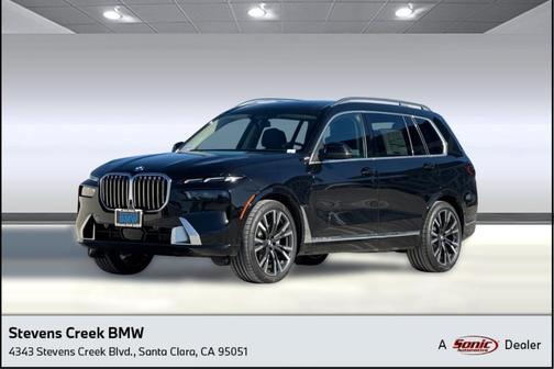 Black Sapphire Metallic 2026 BMW X7 xDrive40i