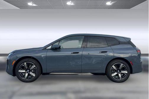 2026 BMW iX xDrive45