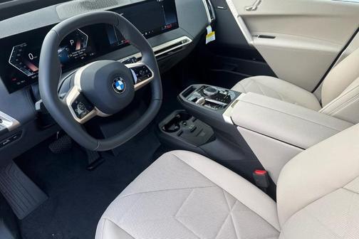 2026 BMW iX xDrive45