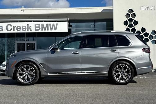 2024 BMW X7 xDrive40i