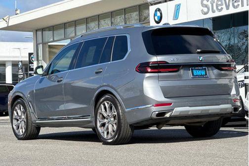 2024 BMW X7 xDrive40i