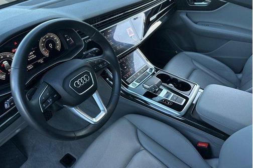 2022 Audi Q7 55 Premium Plus