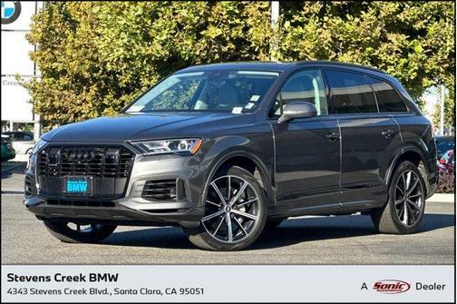 2022 Audi Q7 55 Premium Plus