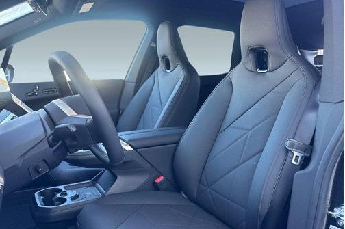 2026 BMW iX xDrive60