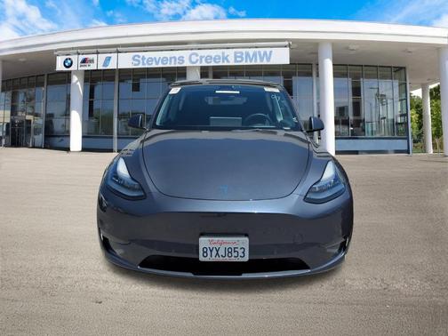 2021 Tesla Model Y Long Range Dual Motor All-Wheel Drive