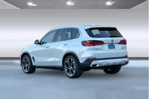 2026 BMW X5 PHEV xDrive50e