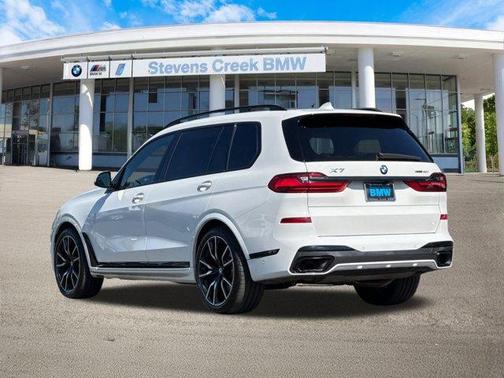 2022 BMW X7 xDrive40i