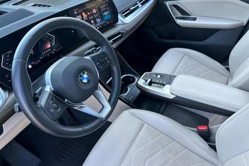 2025 BMW X1 xDrive28i
