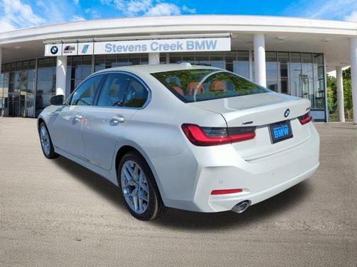 2025 BMW 330 i xDrive