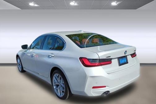 2025 BMW 330 i xDrive