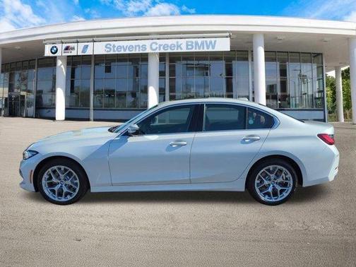 2025 BMW 330 i xDrive