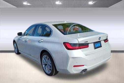 2025 BMW 330 i xDrive
